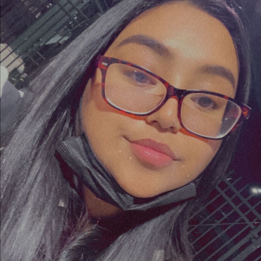 Meet your Posher, Mariana